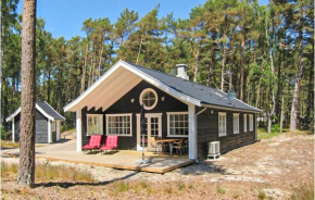3 Bedroom Lovely Home In Nexø